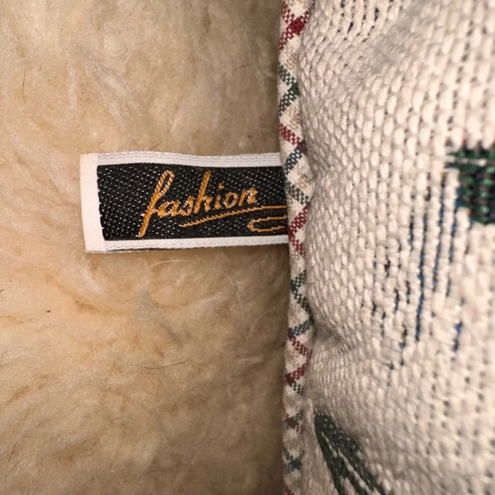 Pristine Vintage Unbranded Snowman Winter Scene Tapestry Throw Pillow